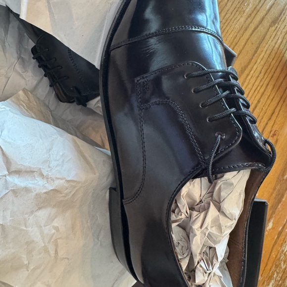 Florsheim Other - Florsheim Black Leather Oxfords